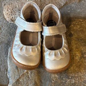 Livie & Luca Mary Janes size 10